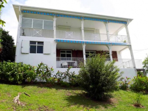 Maison accueillante avec vue sur la mer à Deshaies + Terrasse